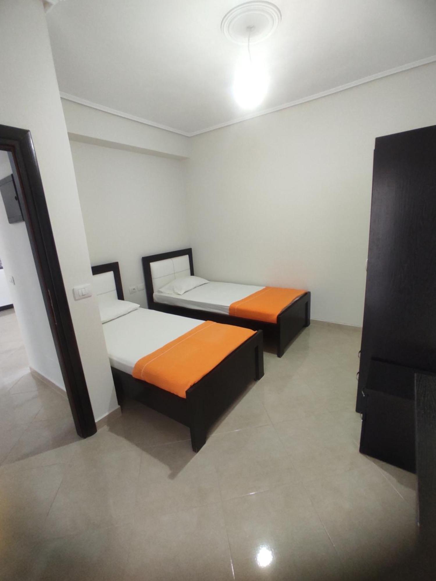 Lukova Center Apartments Екстериор снимка