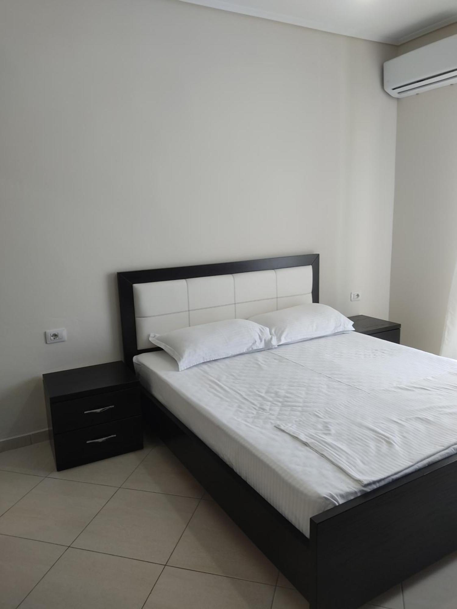 Lukova Center Apartments Екстериор снимка